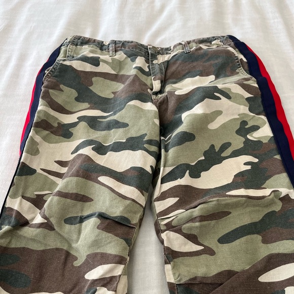MOTHER No Zip Misfit Camo Pant in Size 27 - Picture 9 of 14
